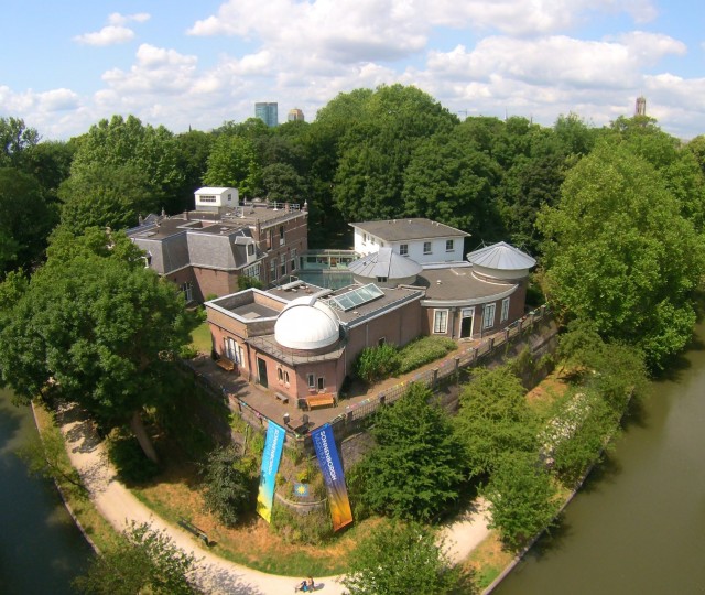 Sonnenborgh museum en sterrenwacht van bovenaf gezien